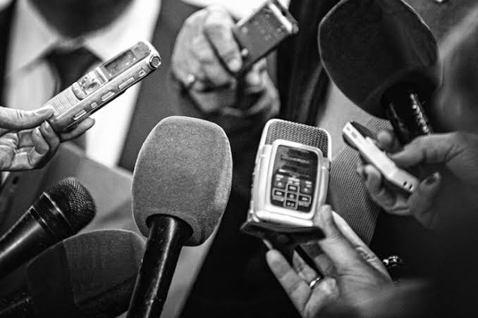 Imprensa — herança do broadcast