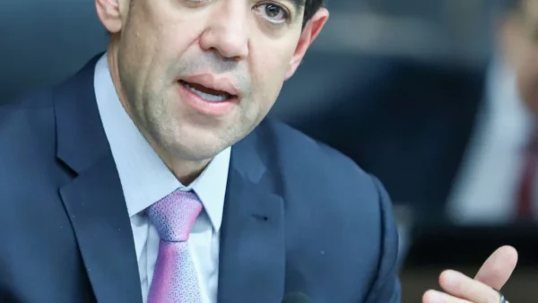 INSS paga agosto sob alerta do TCU: consulte benefício hoje