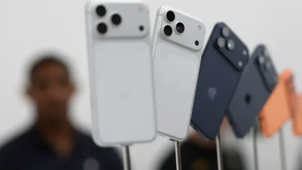 Apple arma maior revolução do iPhone com linha 18