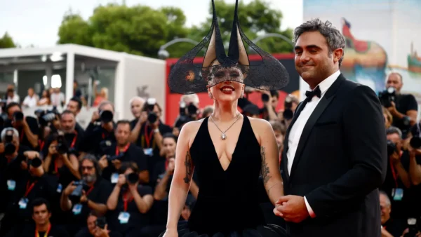 Lady Gaga teve filho aos 40 com Michael Polansky: veja detalhes