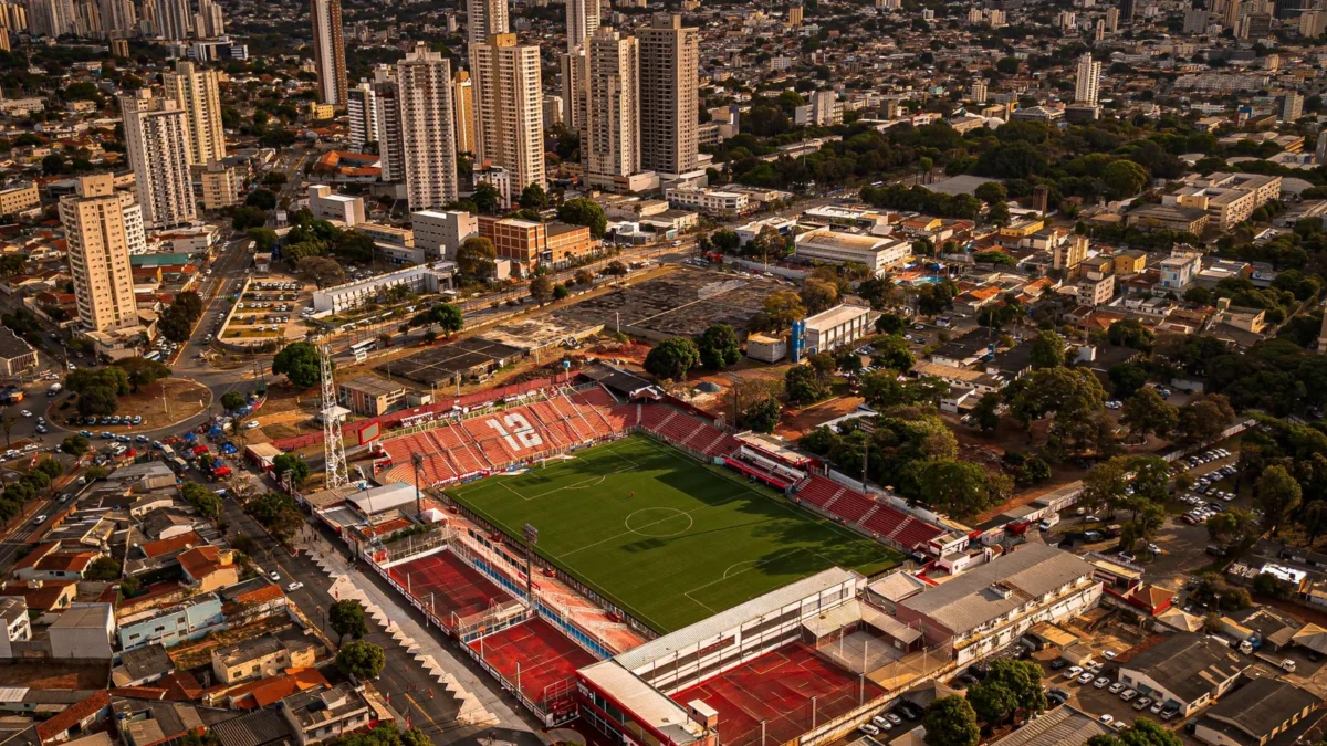 Vila Nova busca liderança hoje contra América-MG na Série B