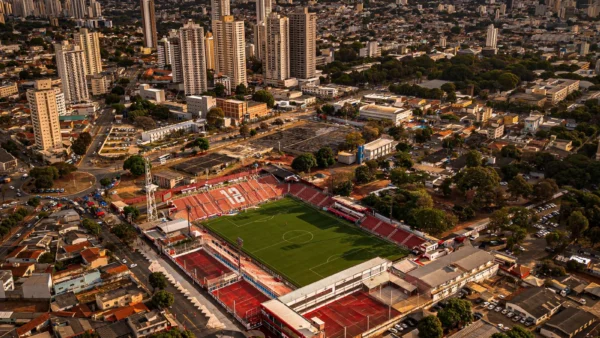 Vila Nova busca liderança hoje contra América-MG na Série B