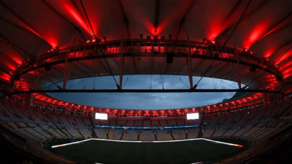 Flamengo bate Bragantino, abre 3 pontos e isola liderança