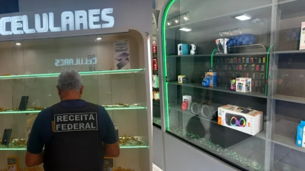 Receita Federal libera opção do Simples 2027 e adia split payment
