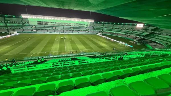 Atletiba hoje: Coritiba x Athletico-PR às 21h no Couto Pereira