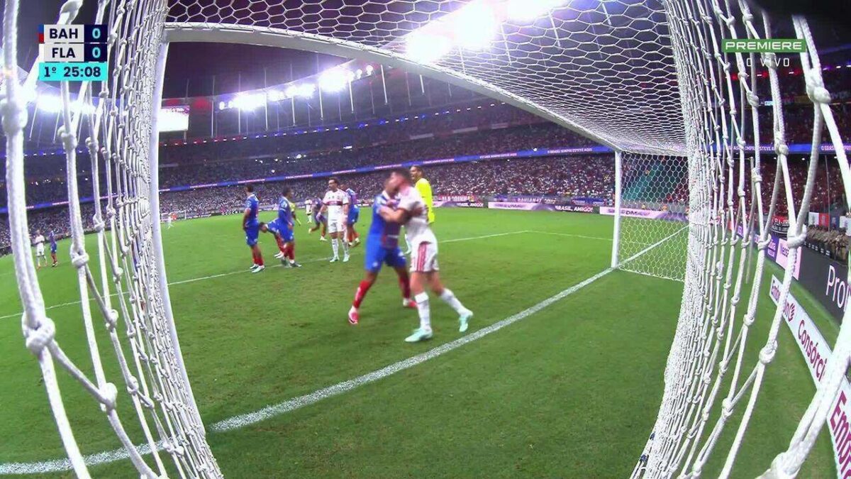 Erick Pulgar é do Chile e pode sair do Flamengo em breve