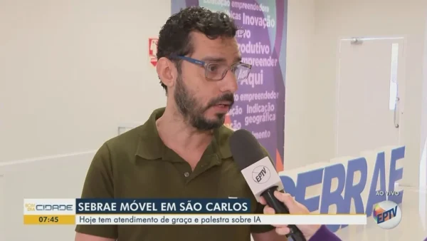 Atendimento gratuito na Praça do Mercado ensina a abrir negócio