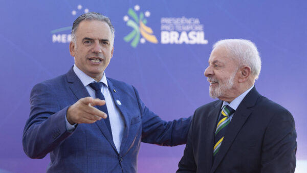 Uruguai se prepara para impacto do resultado da eleição no Brasil