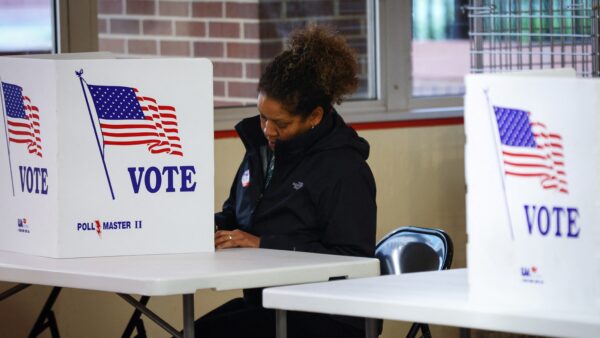 Votos antecipados batem recorde nas midterms dos EUA