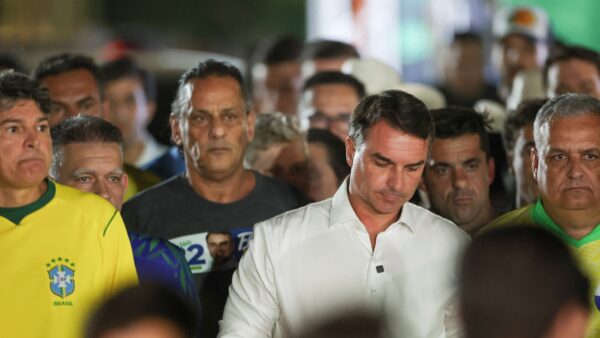 Derrotado por Lula, Flávio Bolsonaro perde foro em 2027