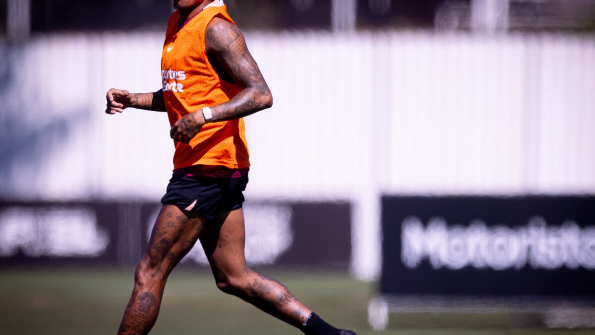 Corinthians aposta em Lingard e Vitinho em jogo decisivo