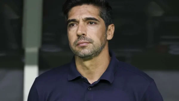Palmeiras reage a recurso do Fla e aposta na decisão da Conmebol