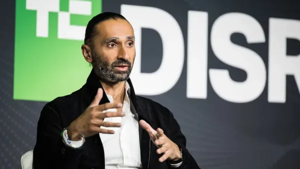 Blackstone investe R$ bilionário em IA e reduz risco de bolha