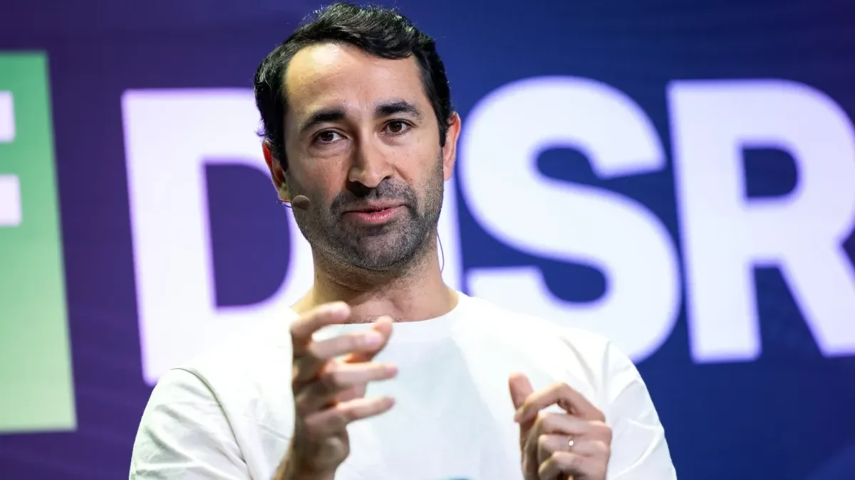 OpenAI lança dots, assistente de IA sempre ativo no ChatGPT