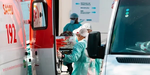 IA brasileira detecta infarto grave pelo ECG em segundos e salva