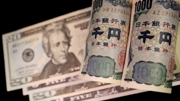 Dólar hoje cai forte e iene dispara com alta aversão ao risco