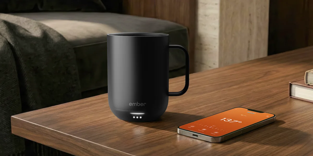 Ember lança Mug 3 com botão para ajustar temperatura sem app