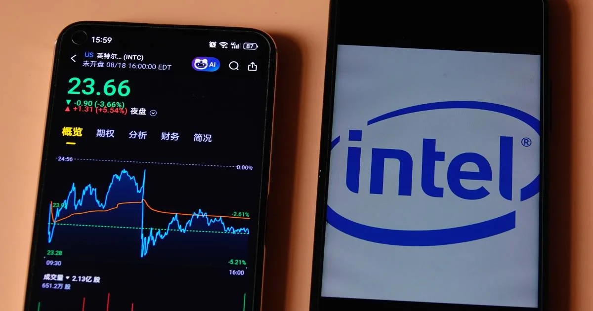 Intel despenca 30% em NY após projeção de receita 9% abaixo