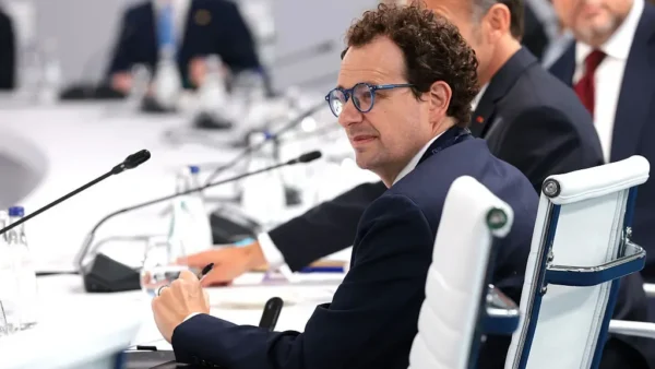 Anthropic leva a parlamentares dos EUA proposta de lei para travar IA de alto risco