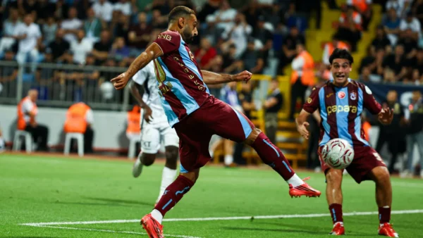 Salah brilha e Onana salva: Trabzonspor vence na Liga Conferência