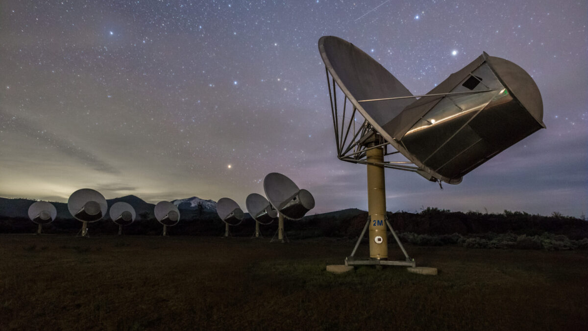 IA da NVIDIA reforça telescópio na busca por sinais alienígenas