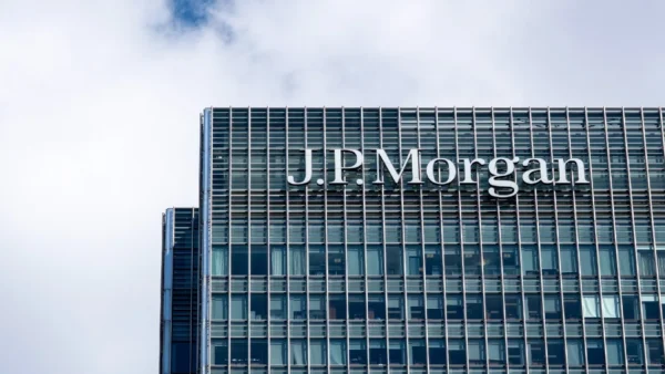 Bancos EUA bloqueiam IAs em contas para evitar fraudes e riscos