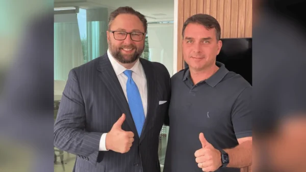 PF investiga fuga de Flávio Bolsonaro aos EUA em jato privado
