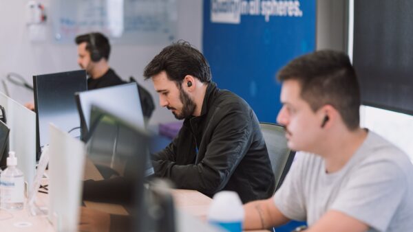 Hackathon de IA da Microsoft em SP termina com protótipos reais
