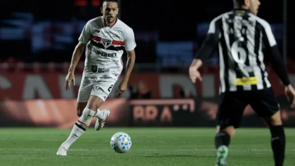 Gabigol vira e leva Santos a 41 pontos na corrida da Libertadores