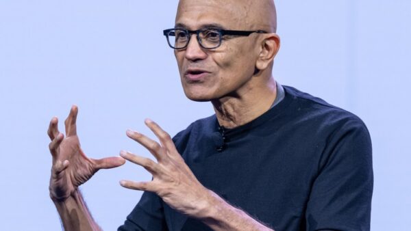 Satya Nadella reflete sobre liderança e cultura de voz na Microsoft