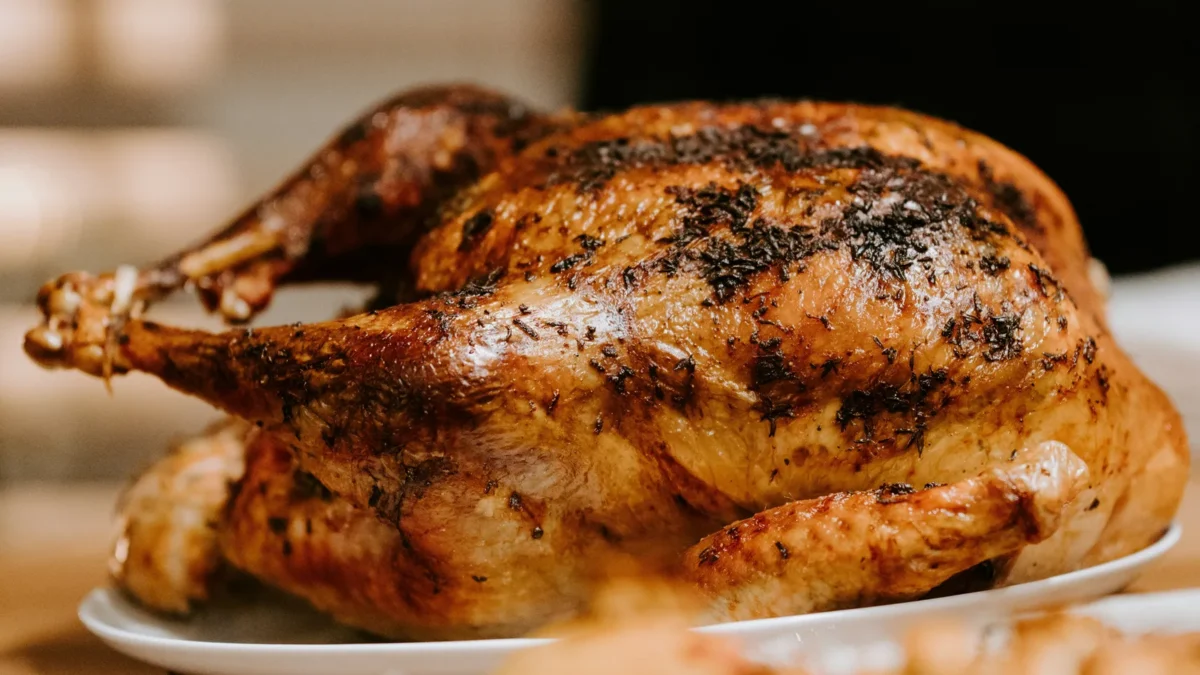 Surto em SC deve baratear frango e impactar receita no Sul