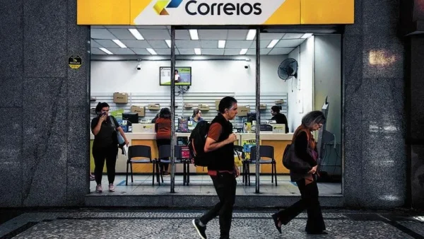Correios fecham contrato de R$ 7 mi para virar economia mista