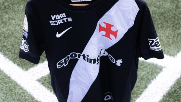 Vasco troca Sócio Gigante por Sporting Bot em clássico