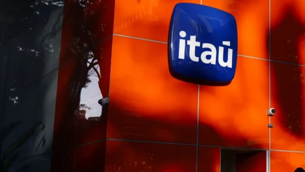 Itaú compra NeoSpace por R$ 2,925 bi e aposta em IA