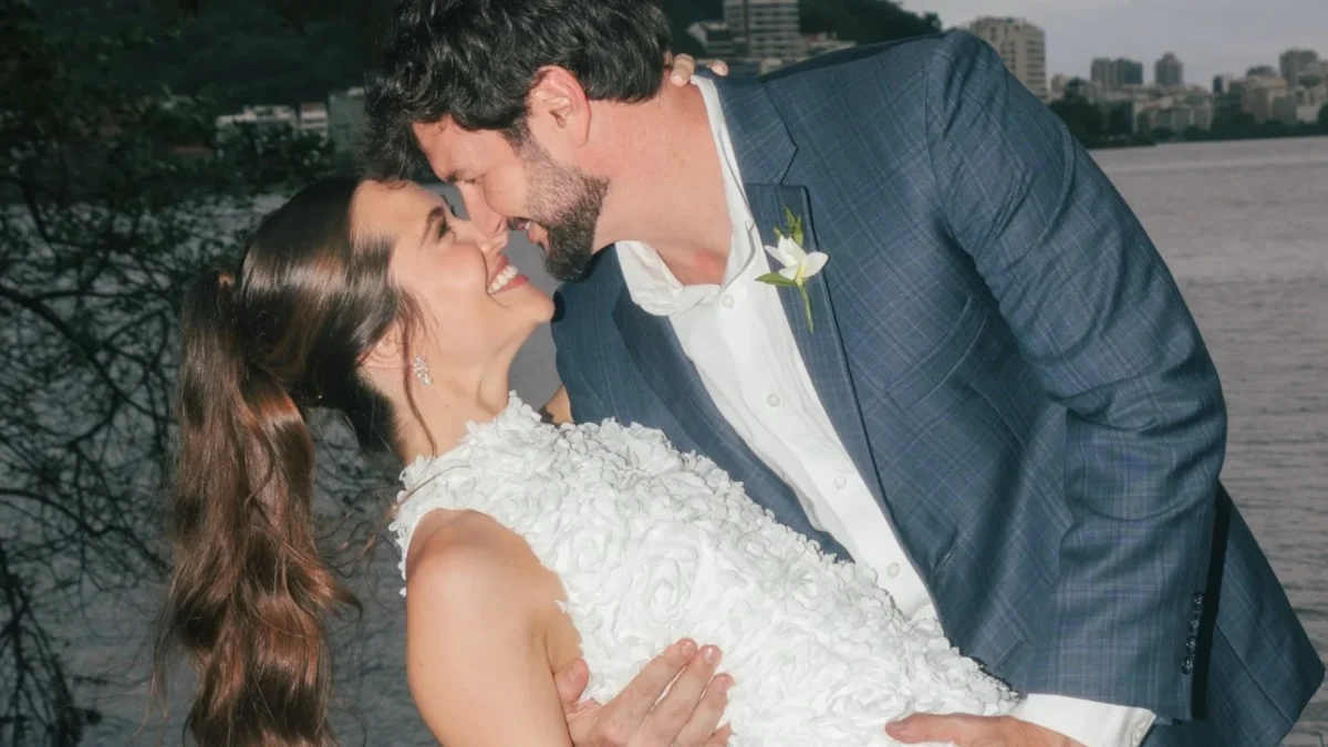 Juliana Paiva oficializa casamento íntimo com arquiteto no Rio