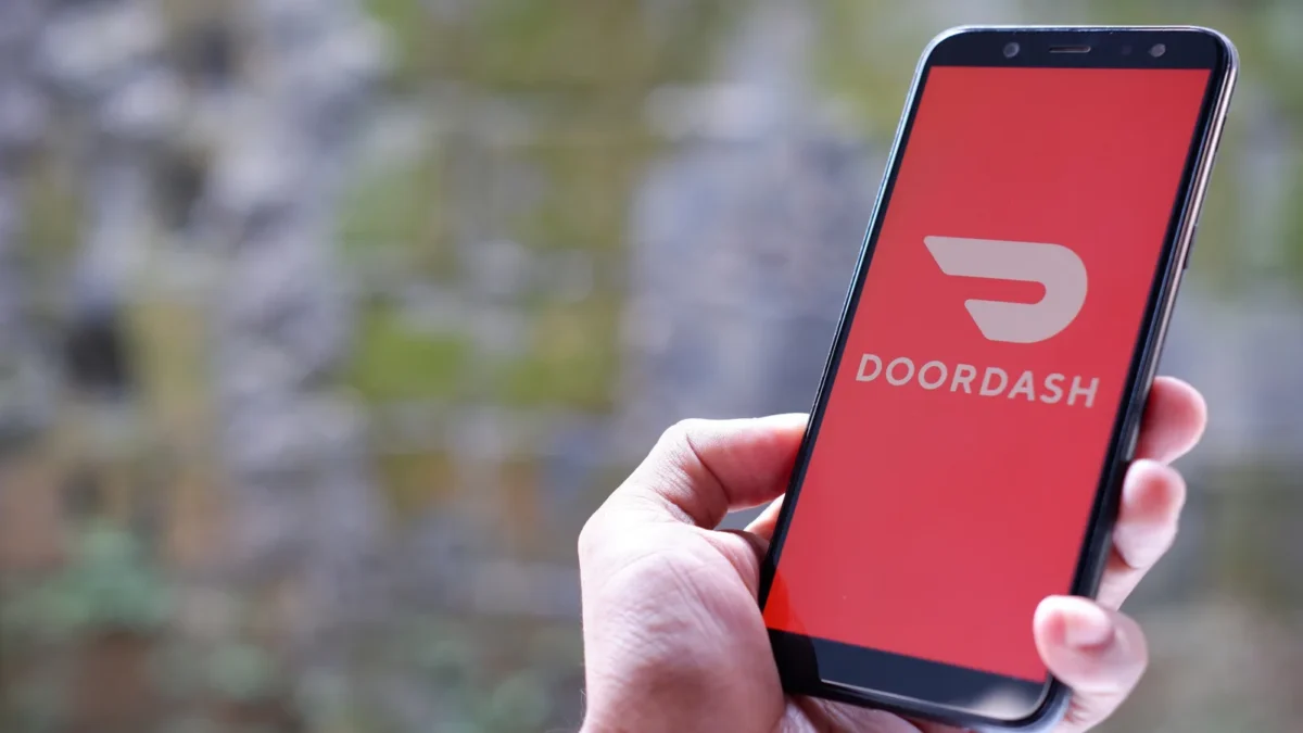 DoorDash compra Instacart por US$ 17 bi e domina delivery EUA