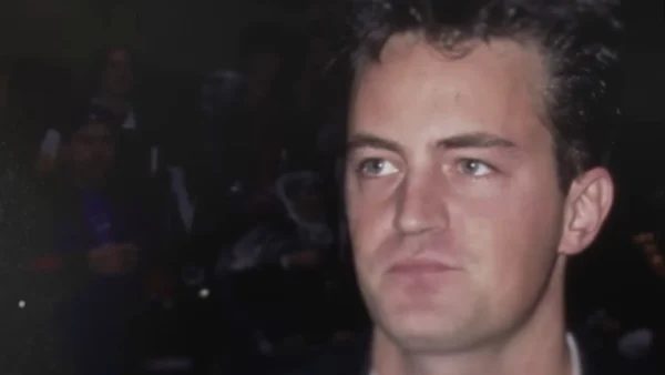Netflix estreia documentário inédito sobre Matthew Perry hoje