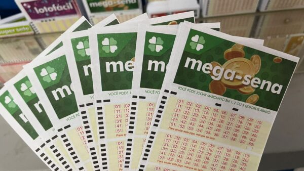 Prêmio da Mega-Sena acumula e atinge R$ 170 milhões
