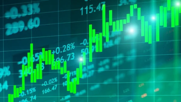 Ibovespa avança 1,57% com dólar a R$5,02 na reta final eleitoral