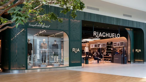 Funcionários da Riachuelo criam IA que libera 3.600 horas no RH
