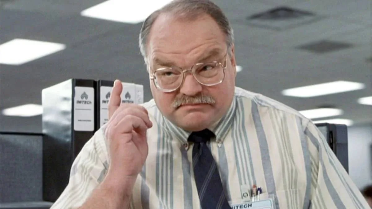 Morre Richard Riehle, ator de como Enlouquecer seu chefe, aos 78
