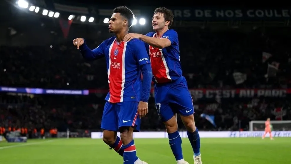 PSG vence Barcelona por 4 a 2 e lidera grupo da Champions League