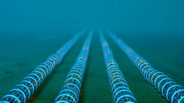 Governo britânico propõe até 14 anos por dano a cabos submarinos