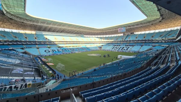 Gre-Nal 455 termina em empate e mantém Grêmio e Inter no Z-4